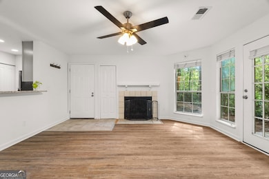 917 Wentworth Ct, Alpharetta, GA 30022 - photo 3