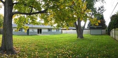 1216 Bluff Rd, Plainfield, IN 46168 - photo 2