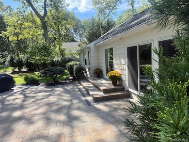 185 Quaker Path, Setauket, NY 11733 - photo 4