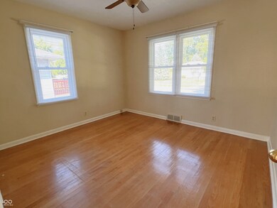 406 N 11th Ave, Beech Grove, IN 46107 - photo 6