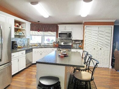 36603 Dina Dr, Zephyrhills, FL 33542 - photo 6