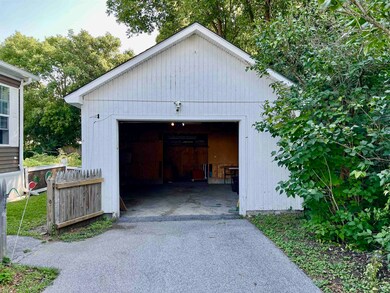 7 Greenwich St, Swanton, VT 05488 - photo 4