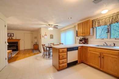 7 Reeves Rd, Maynard, MA 01754 - photo 6