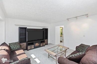 03-Living Room MS_4745