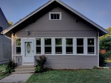 90 Lucerne Rd, Springfield, MA 01119 - photo 2