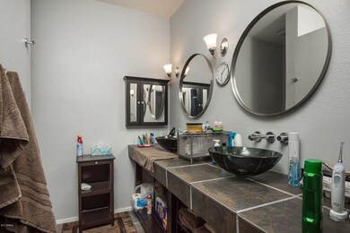 10- Master Bathroom