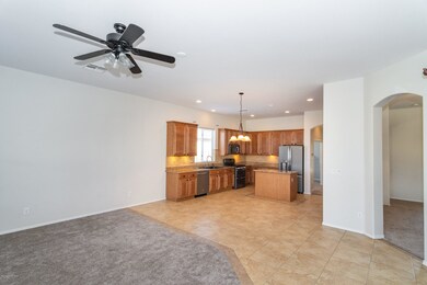 Eat-in-Kitchen