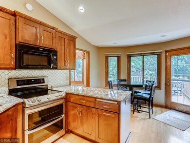 8484 Underwood Lane N Maple-007-024-Kitchen-MLS_Si