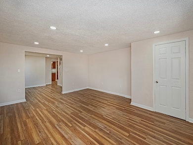 1120 Margray St, Pittsburgh, PA 15207 - photo 3