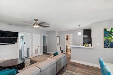 2434 Lincoln St, Hollywood, FL 33020 - photo 6