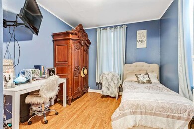 191 Bowers St, Jersey City, NJ 07307 - photo 7