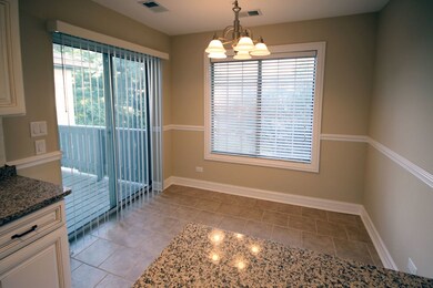 1711 Chesapeake Ln unit 4, Schaumburg, IL 60193 - photo 7