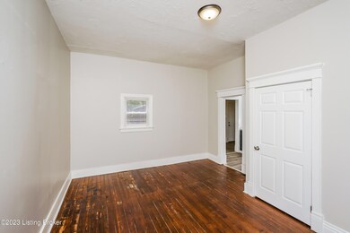 024-photo-dining-room-12723324