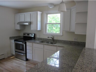 34 Hough St, Dover, NH 03820 - photo 7