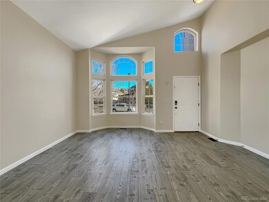 5475 S Valdai Way, Aurora, CO 80015 - photo 7