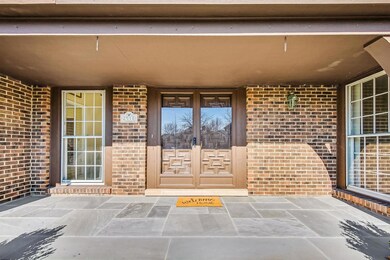 2518 Indian Ridge Dr, Glenview, IL 60026 - photo 3