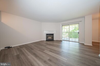 194 Valley Stream Ln unit 194I, Chesterbrook, PA 19087 - photo 3