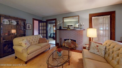 84-Campus-Rd-Living Room