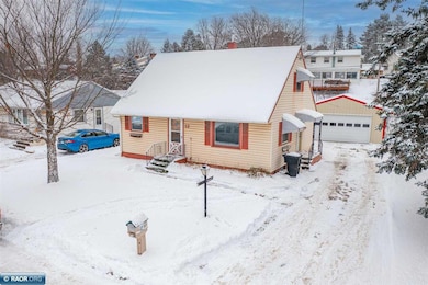 12 Telegraph Dr, Virginia, MN 55792 - photo 2