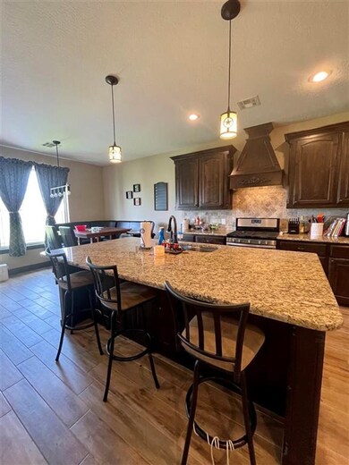 13091 NE Tony Creek Rd, Elgin, OK 73538 - photo 6