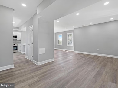 23 S Kossuth St, Baltimore, MD 21229 - photo 6