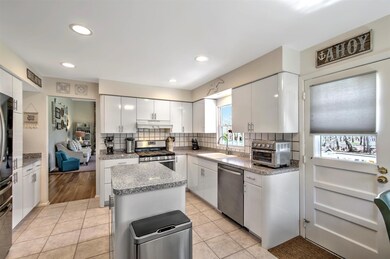 46 Guest Dr, Morganville, NJ 07751 - photo 7