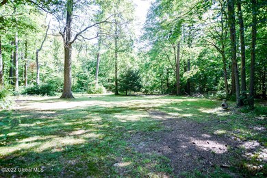 722 Pearse Rd, Schenectady, NY 12309 - photo 6