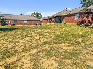 2100 Cedar Valley Dr, Kingsland, TX 78639 - photo 5