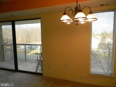 11052 Camfield Ct unit 6A-202, Manassas, VA 20109 - photo 2