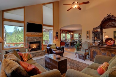 126 Shangrila Ln, Rogue River, OR 97537 - photo 3