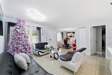 736 S 58th St, Tampa, FL 33619 - photo 4