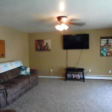 861 S 2nd EAst 001