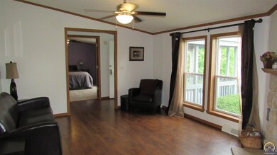 10445 SW 49th St, Topeka, KS 66610 - photo 4