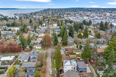 4048 32nd Ave W unit B, Seattle, WA 98199 - photo 3