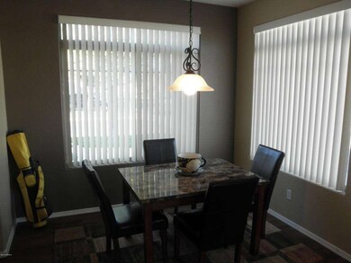 BREAKFAST AREA W/BLINDS
