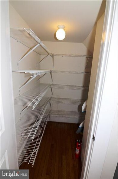 1339 S Hanover St unit A, Baltimore, MD 21230 - photo 4