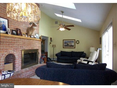 3795 Limeport Pike, Zionsville, PA 18092 - photo 6