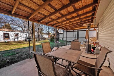 1227 W Woodard St, Denison, TX 75020 - photo 3