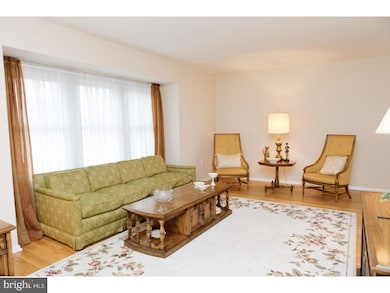 60 Winding Way W, Morrisville, PA 19067 - photo 3