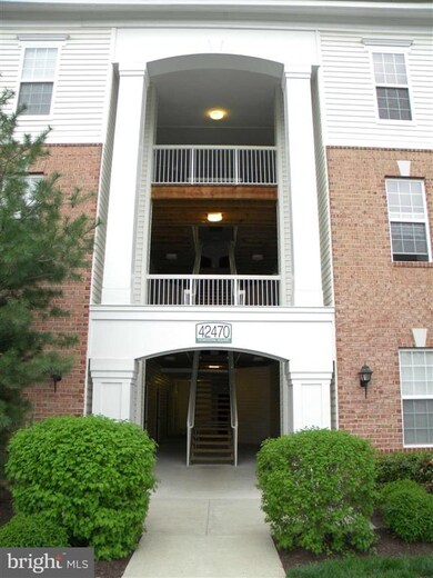 42470 Pennyroyal Square unit 303, Ashburn, VA 20148 - photo 3