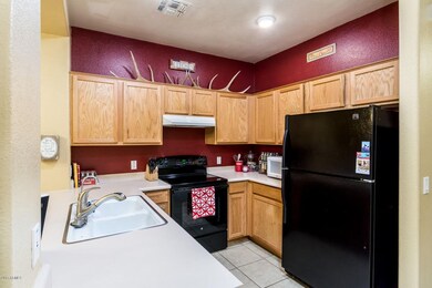 1961 N Hartford St Unit 1212 - MLS-9