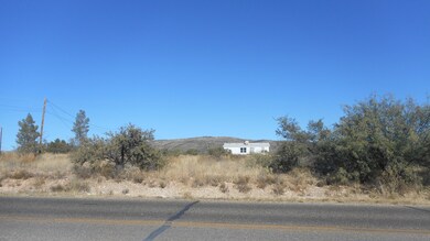 225 S El Rancho Bonito Rd, Cornville, AZ 86325 - photo 3