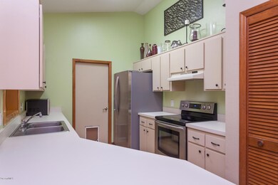 7443 Eyster Rd-15