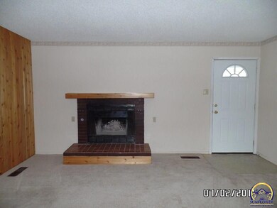 3996 SW 23rd St, Topeka, KS 66614 - photo 5
