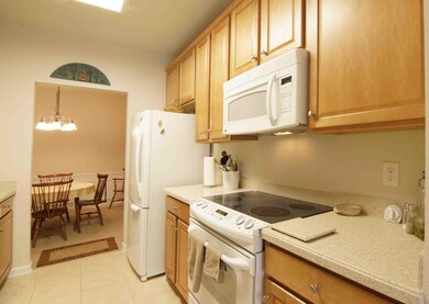 8601 Little Swift Cir, Jacksonville, FL 32256 - photo 4