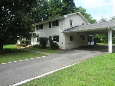 206 Tremont Dr, Shelbyville, TN 37160 - photo 2