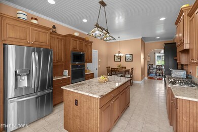 2978 Wilshire Blvd, Morristown, TN 37814 - photo 5