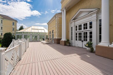 61-Deck to Pool