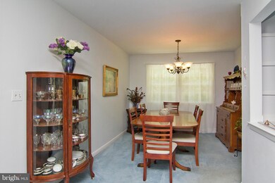 5805 Dale Dr, Sykesville, MD 21784 - photo 6