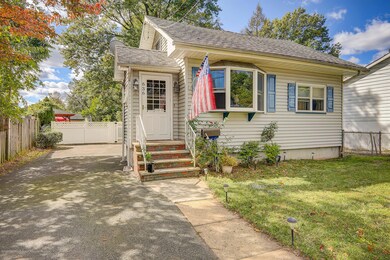 636 Linden Ave, Rahway, NJ 07065 - photo 2